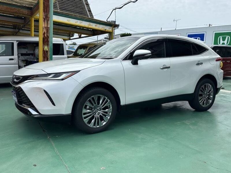 TOYOTA HARRIER