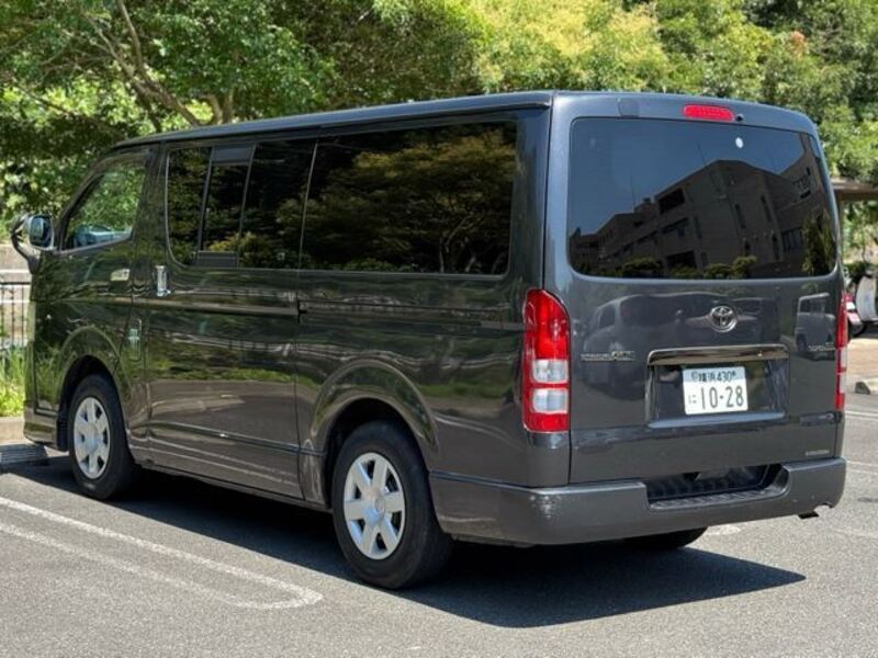HIACE VAN