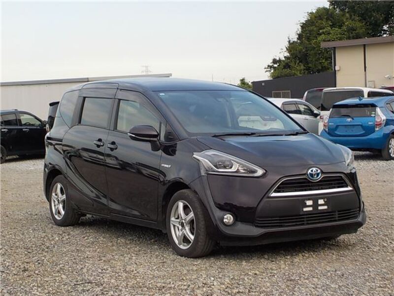 TOYOTA SIENTA