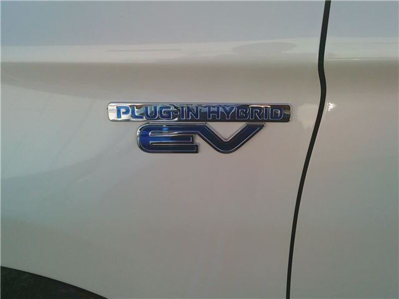 OUTLANDER PHEV