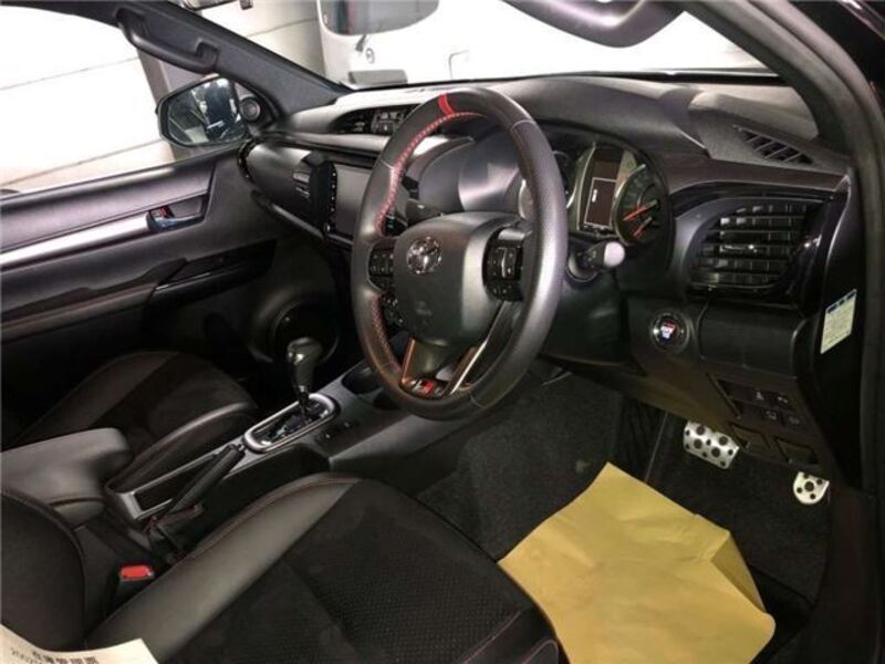HILUX