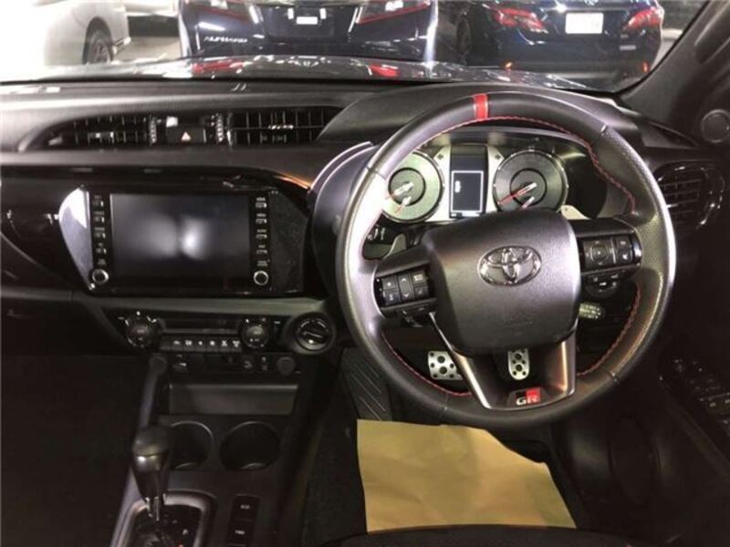 HILUX