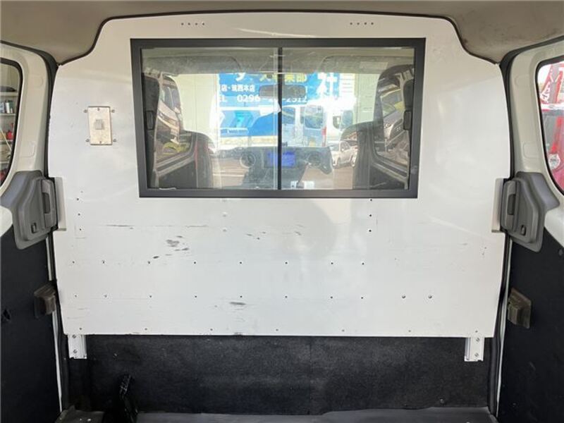 NV350 CARAVAN