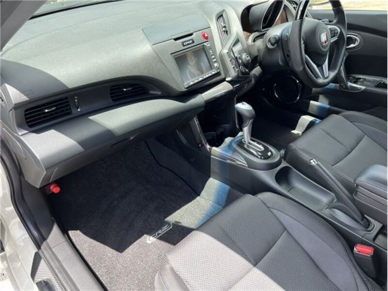 CR-Z