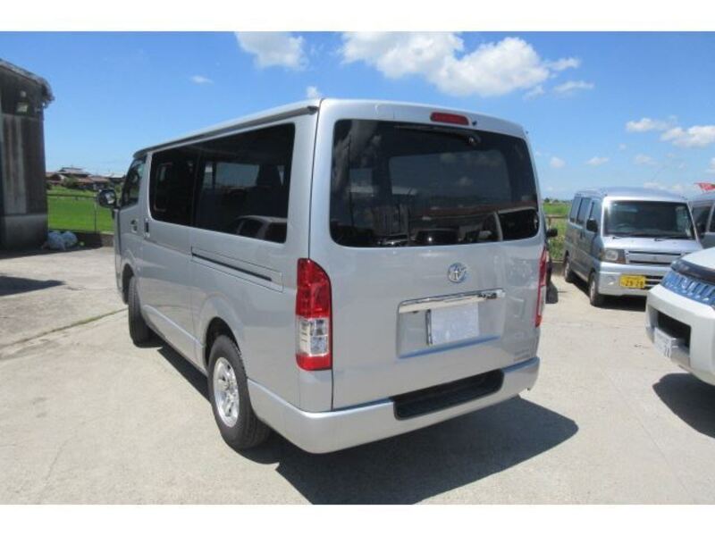 HIACE