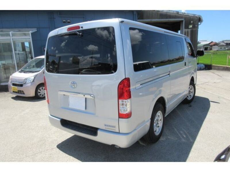 HIACE