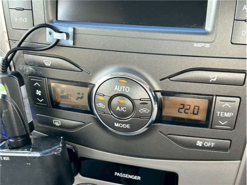COROLLA AXIO