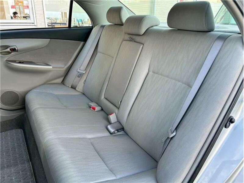 COROLLA AXIO