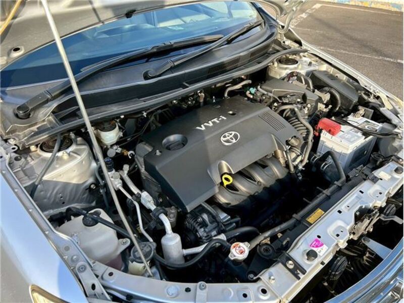 COROLLA AXIO
