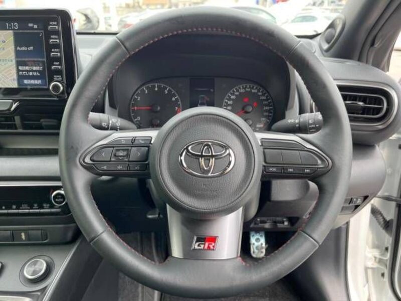 GR YARIS
