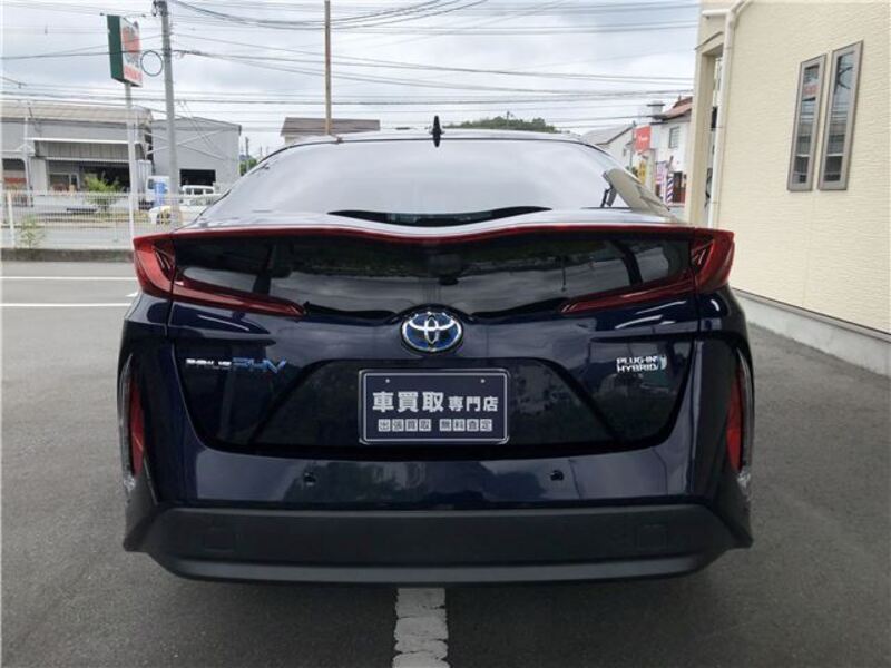 PRIUS PHV