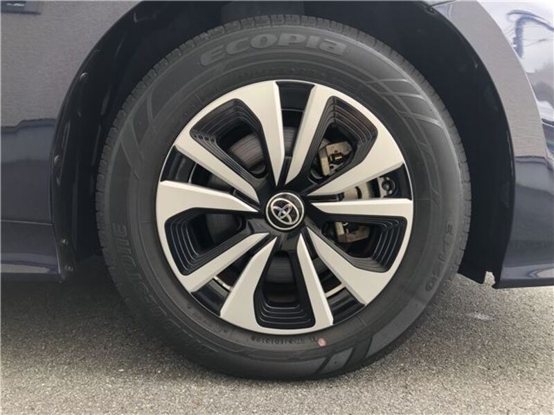 PRIUS PHV