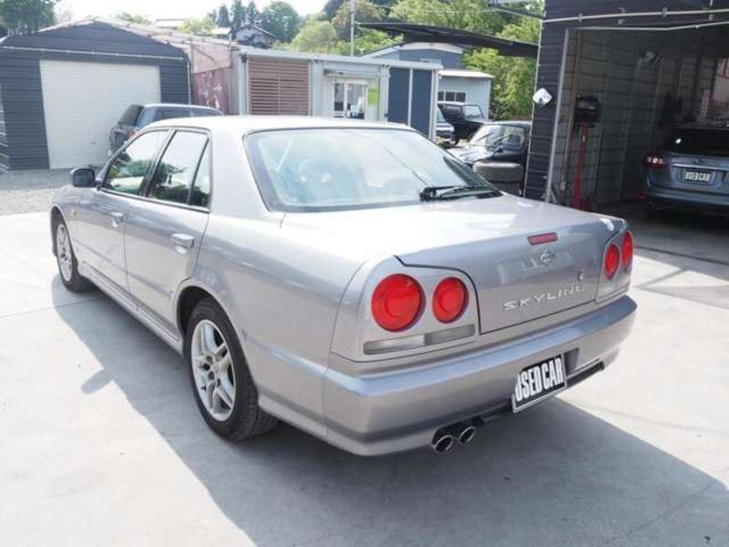 SKYLINE