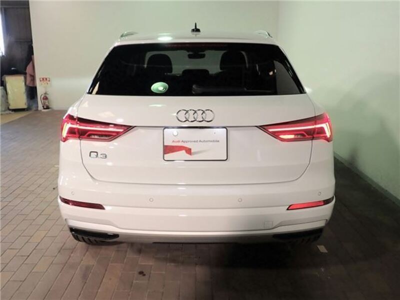 Q3