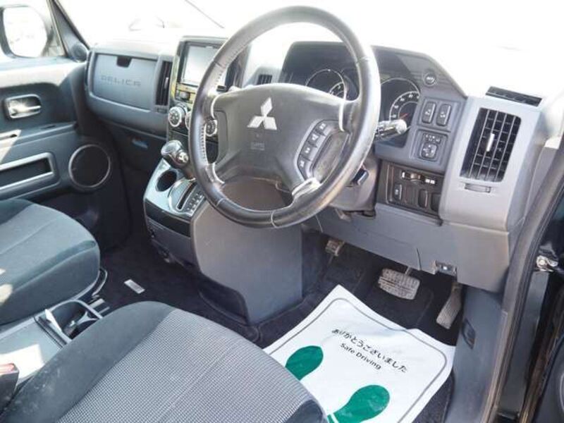 DELICA D5