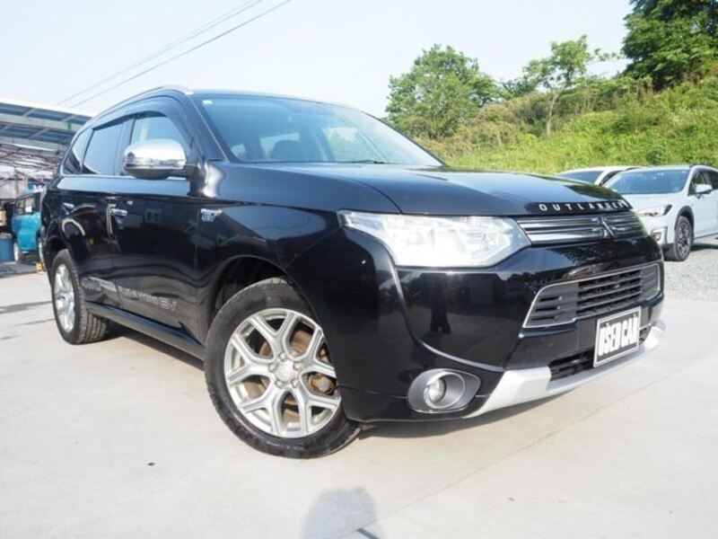 MITSUBISHI OUTLANDER PHEV