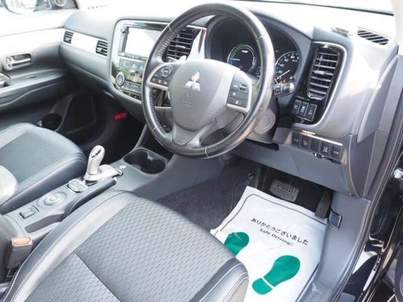 OUTLANDER PHEV