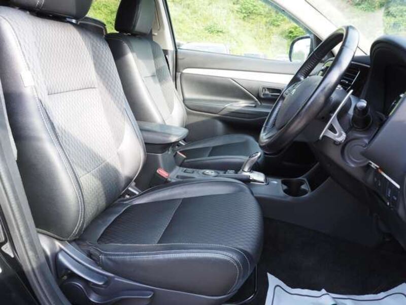 OUTLANDER PHEV