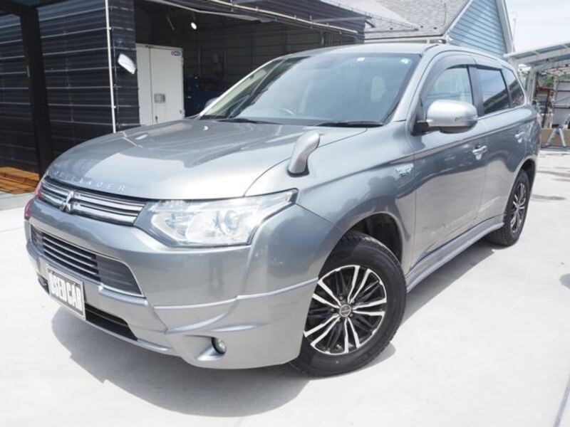 MITSUBISHI OUTLANDER PHEV