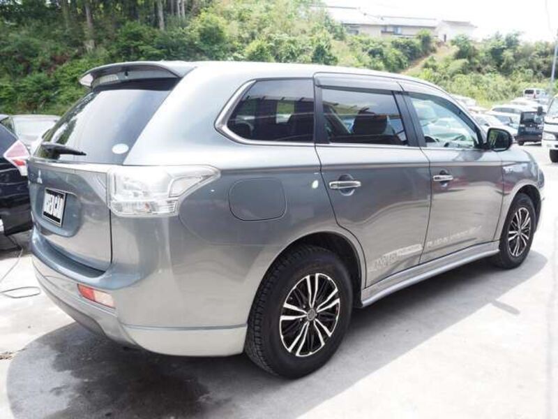 OUTLANDER PHEV