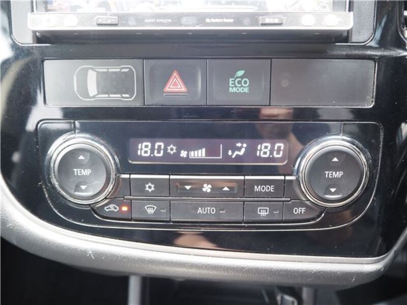 OUTLANDER PHEV