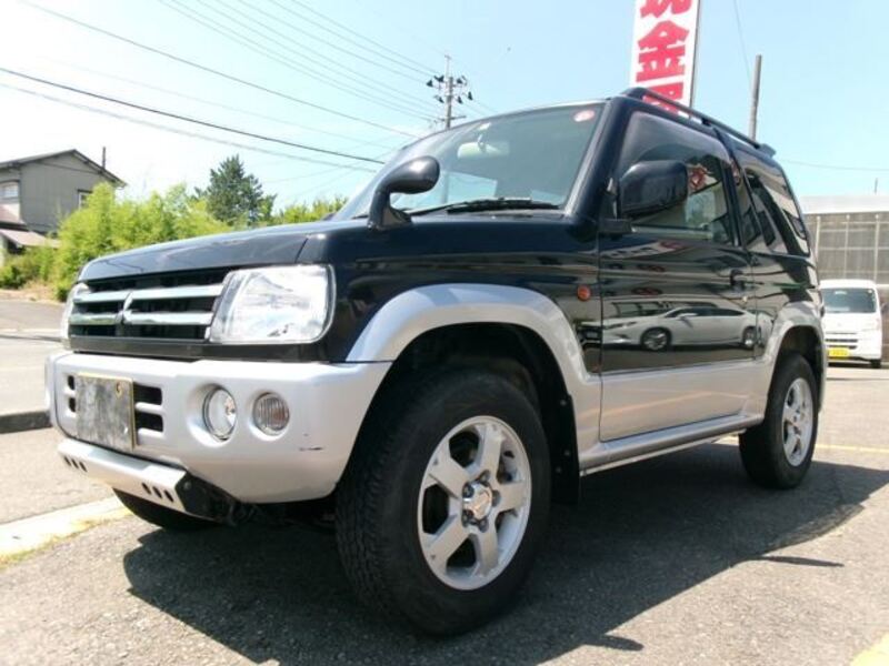 MITSUBISHI PAJERO MINI