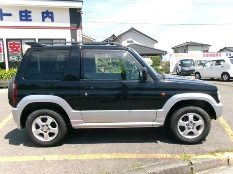 PAJERO MINI