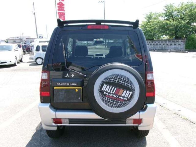 PAJERO MINI