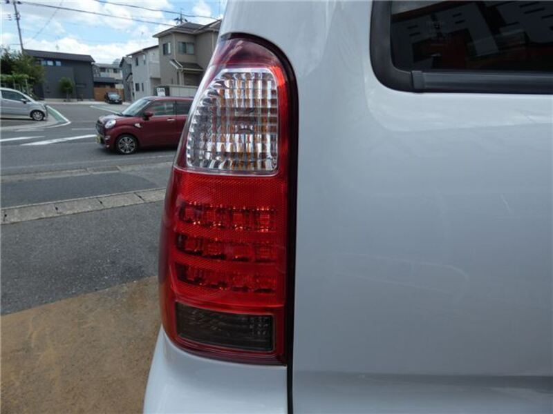 HILUX SURF