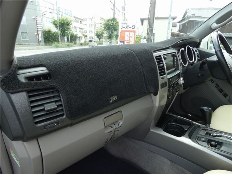 HILUX SURF
