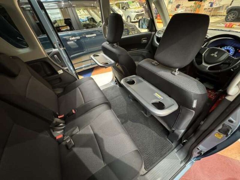 DELICA D2