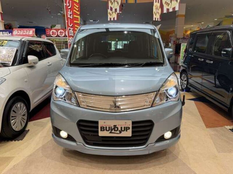 DELICA D2