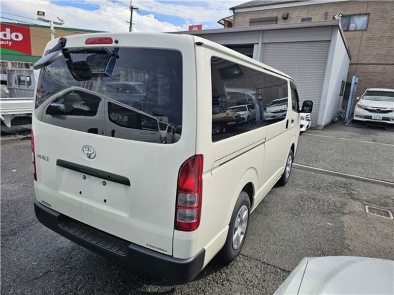 HIACE VAN