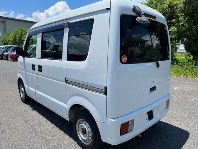 MINICAB VAN