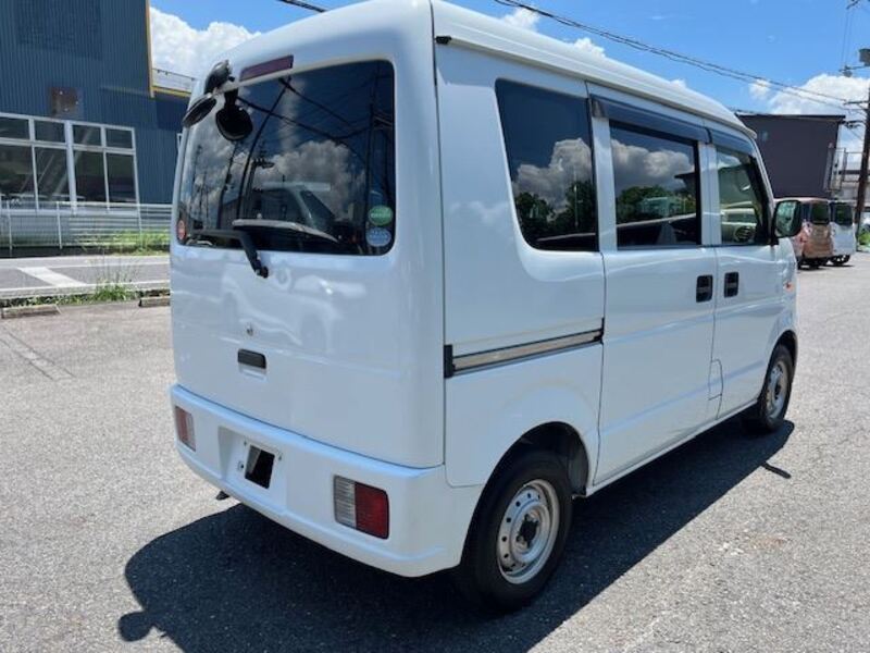 MINICAB VAN