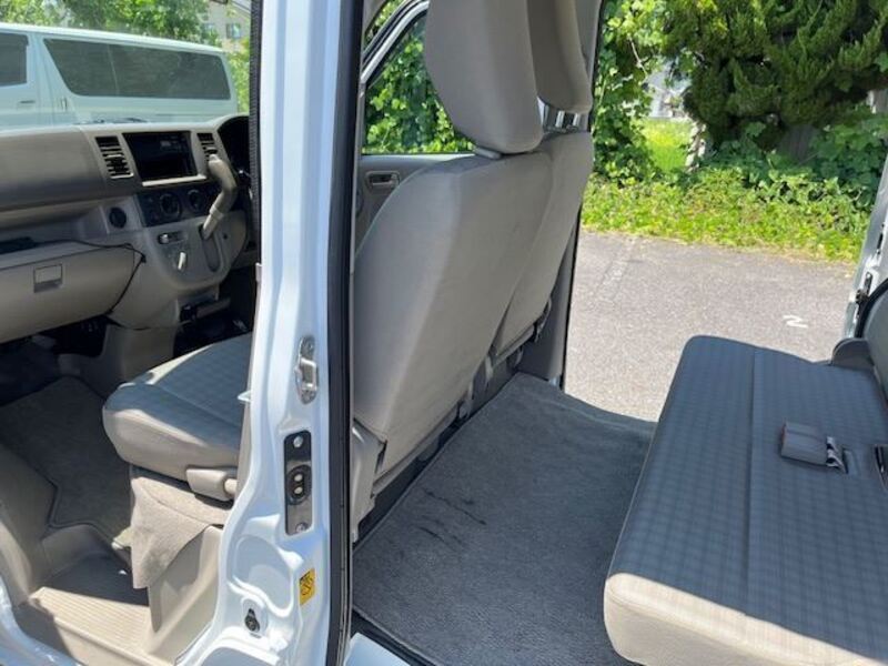 MINICAB VAN