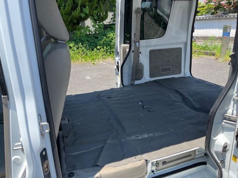 MINICAB VAN