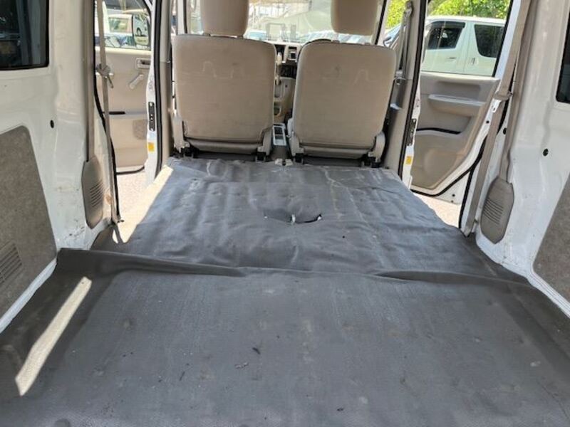 MINICAB VAN