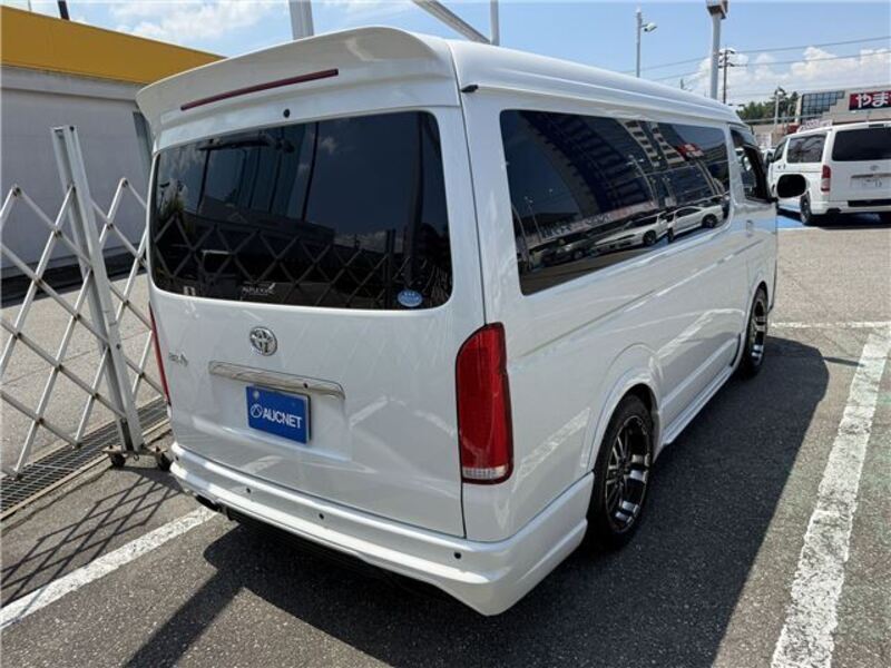 HIACE