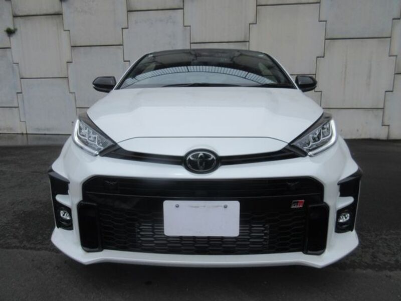 GR YARIS