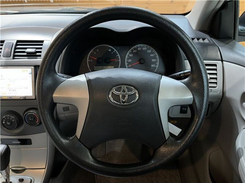 COROLLA AXIO