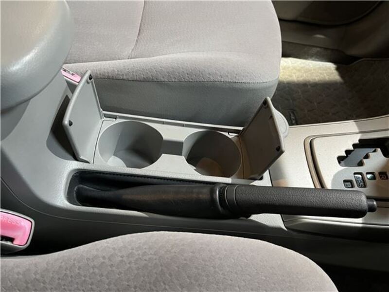 COROLLA AXIO