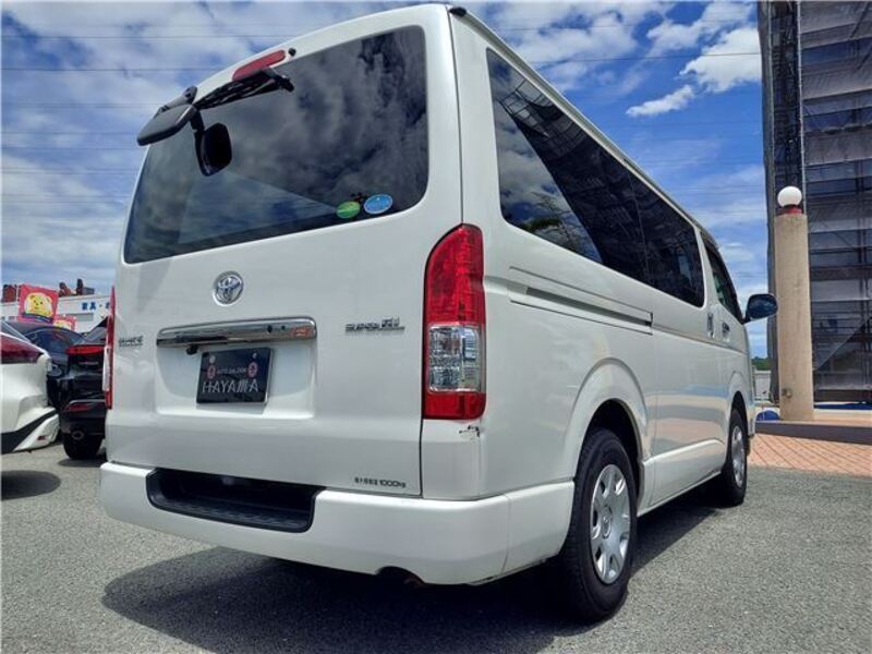HIACE VAN