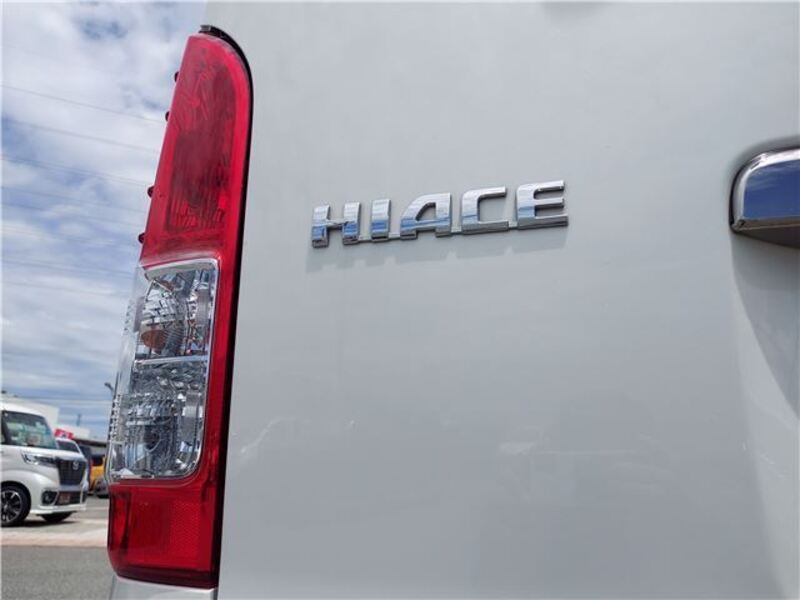 HIACE VAN