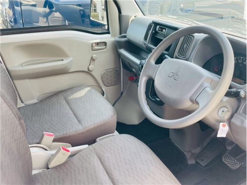 MINICAB VAN