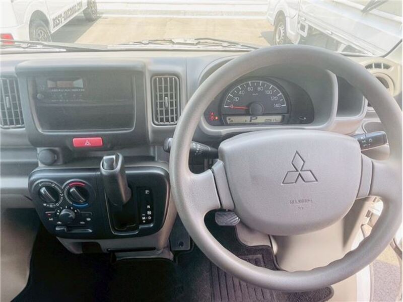 MINICAB VAN