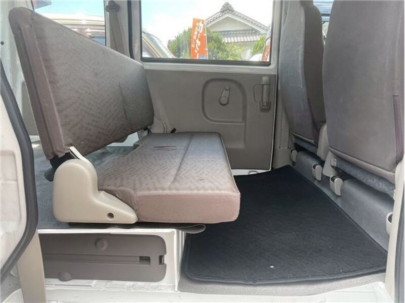 MINICAB VAN