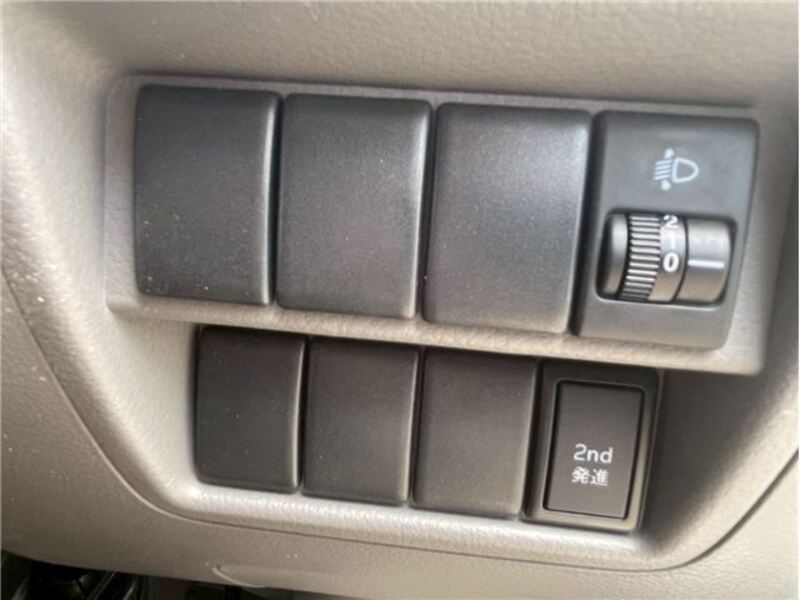 MINICAB VAN