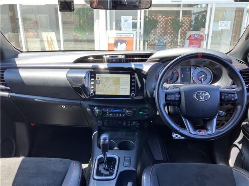 HILUX