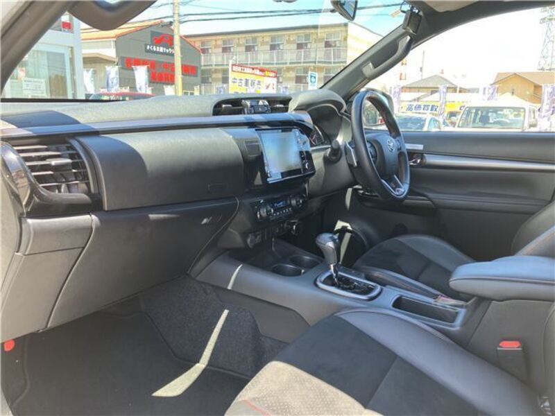 HILUX